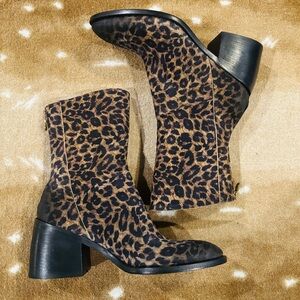 Mimmu Made in Italy Genuine Fur Boots in Leopard Print